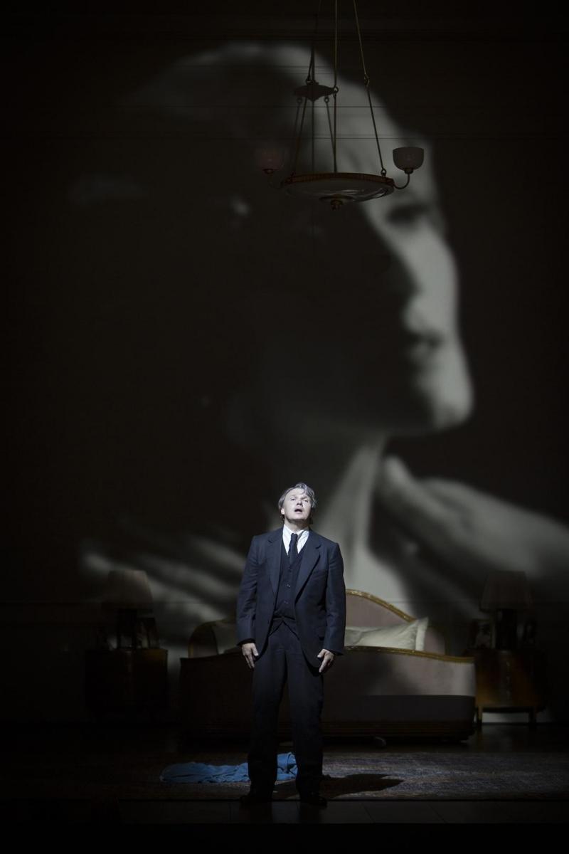 Review: DIE TOTE STADT at Komische Oper Berlin - A Miscast, Misjudged, Major Disappointment Image