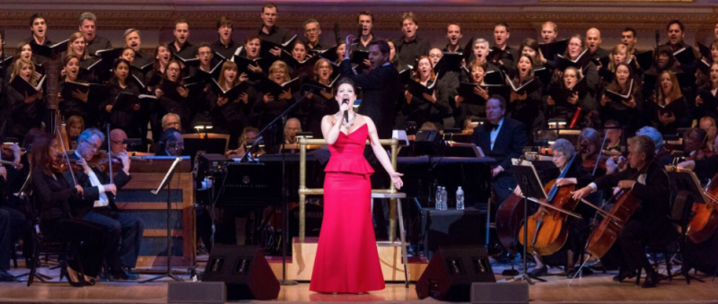 Ashley Brown Joins The New York Pops for UNDER THE MISTLETOE this December 