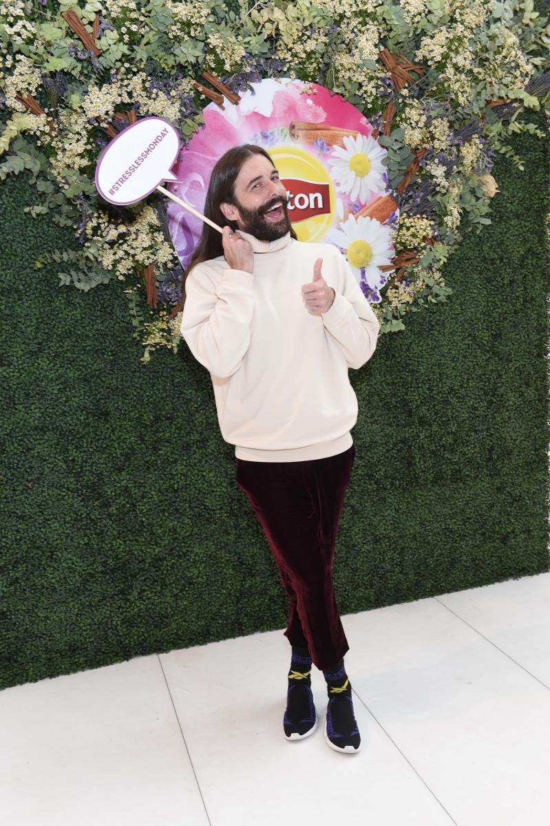 Photo Coverage: Jonathan Van Ness of 'Queer Eye'  at the Oculus in NYC for a Lipton #StressLessMonday Event  Image