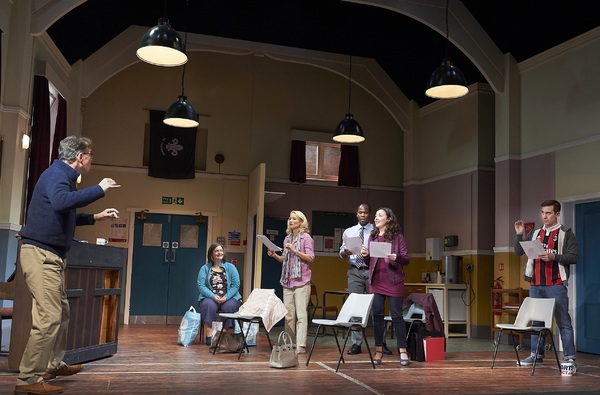 Photo Flash: First Look at THE NIGHTINGALES Image
