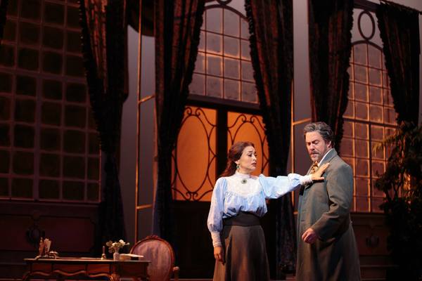 Photo Flash:: Get A First Look At Opera Colorado's LA TRAVIATA Image