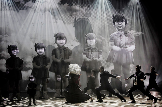 Review: RUN, ALICE, RUN at Taganka Theatre - Alice Ran to Moscow And It Is Awesome Image