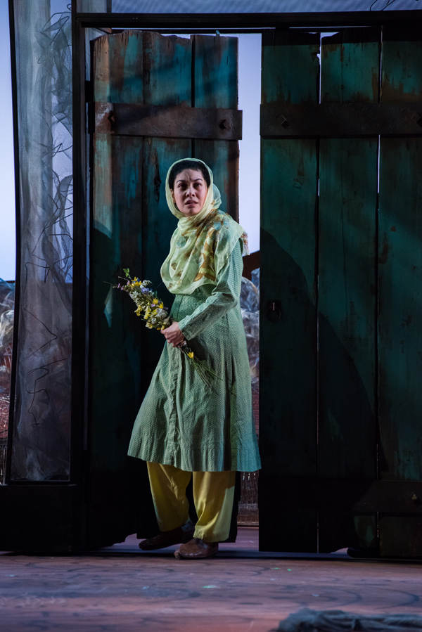 Photo Flash: A THOUSAND SPLENDID SUNS at Seattle Rep Image