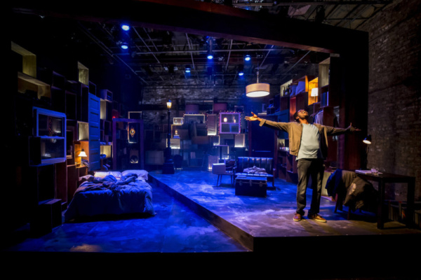 Photo Flash: First Look at About Face Theatre's THIS BITTER EARTH Image