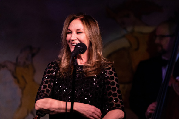 Photo Flash: John Pizzarelli & Jessica Molaskey Take the Stage at Café Carlyle Image
