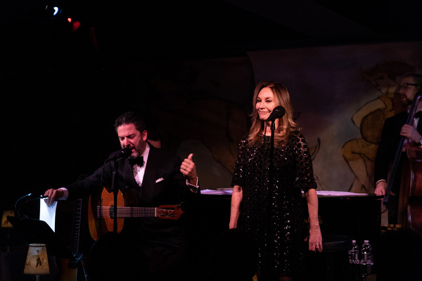 Photo Flash: John Pizzarelli & Jessica Molaskey Take the Stage at Café Carlyle Image