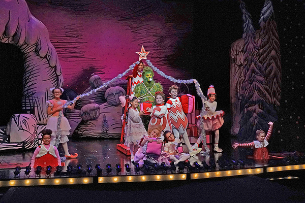 Edward Watts with the cast of Dr. Seuss's How the Grinch Stole Christmas! Photo