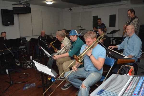 Photo Coverage: Inside Day One of Rehearsals For ROCKERS ON BROADWAY Image