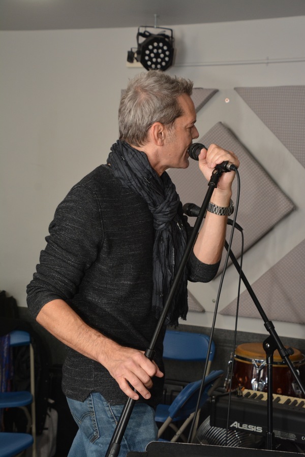 Photo Coverage: Inside Day One of Rehearsals For ROCKERS ON BROADWAY Image