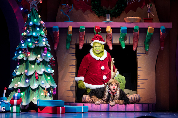 Photo Flash: First Look at Children's Theatre Company's HOW THE GRINCH STOLE CHRISTMAS Image