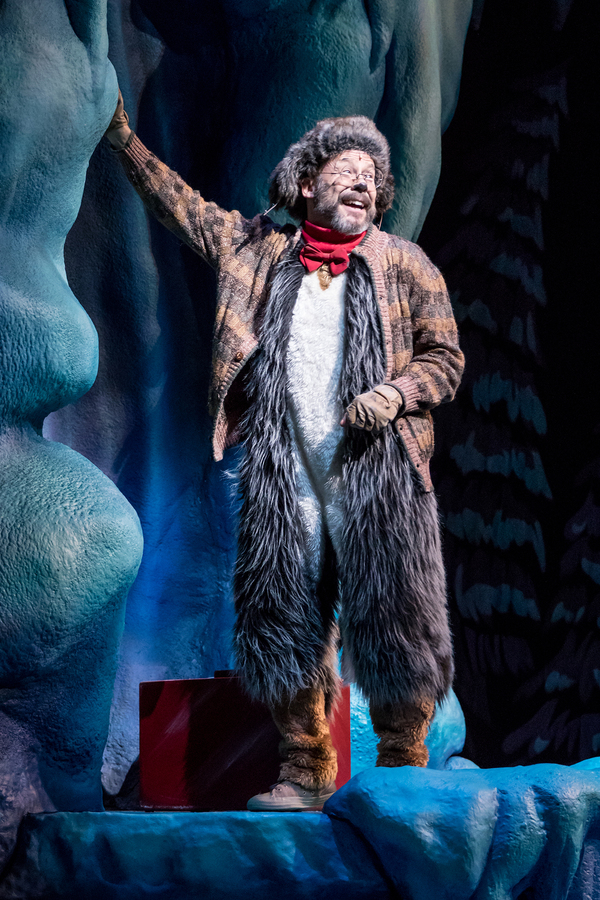 Photo Flash: First Look at Children's Theatre Company's HOW THE GRINCH STOLE CHRISTMAS 