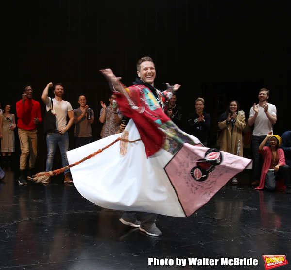 Exclusive Photo Coverage: Marty Lawson Receives the Legacy Robe for KING KONG! Image