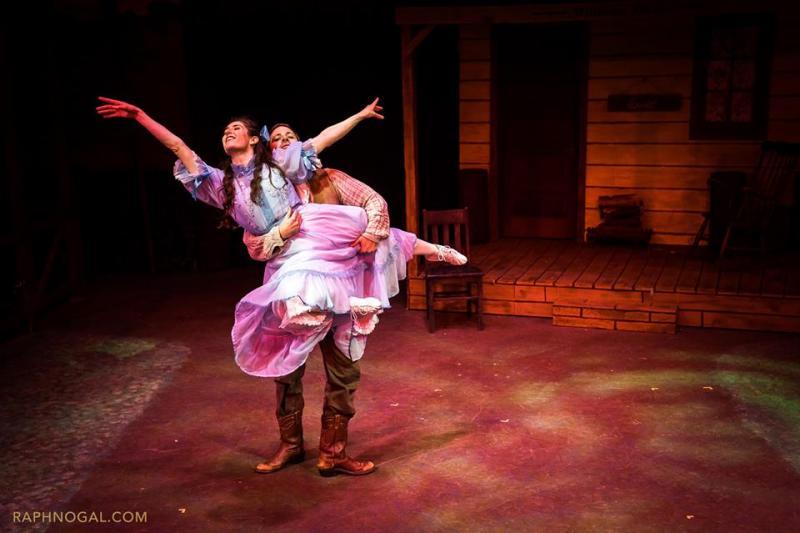 Review: OKLAHOMA! at Scarborough Music Theatre 