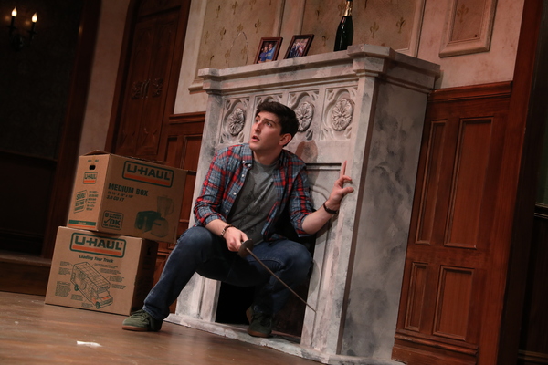 Photo Flash: Ben Fankhauser and Elizabeth Ashley Star In I HATE HAMLET at Bucks County Playhouse Image