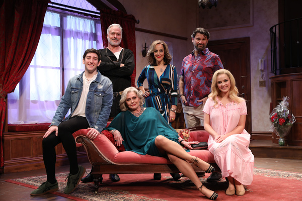 Photo Flash: Ben Fankhauser and Elizabeth Ashley Star In I HATE HAMLET at Bucks County Playhouse Image