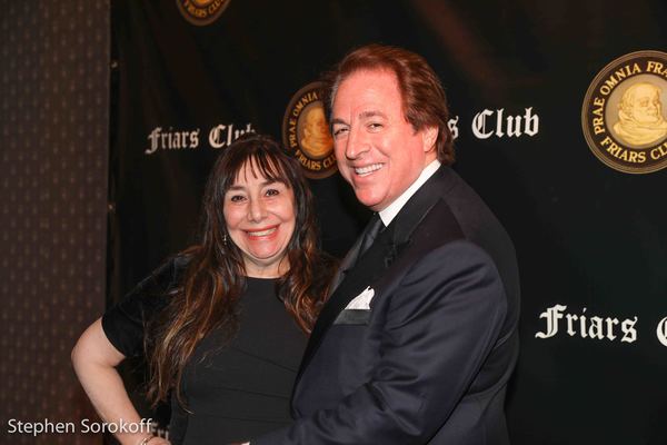 Photo Coverage: Billy Crystal Presented Friars Icon Award by Robert De Niro 