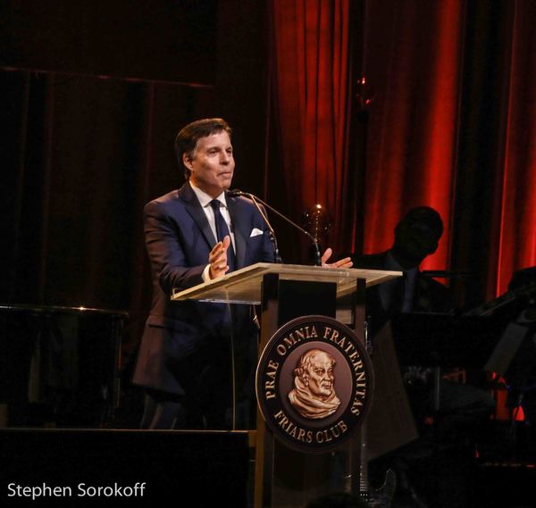Photo Coverage: Billy Crystal Presented Friars Icon Award by Robert De Niro Image