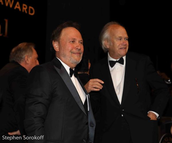 Photo Coverage: Billy Crystal Presented Friars Icon Award by Robert De Niro Image