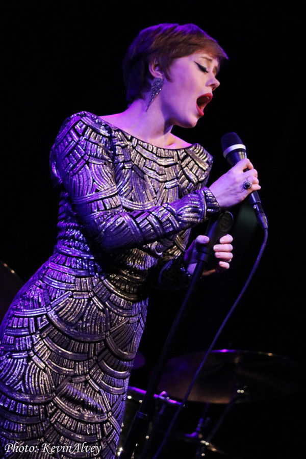 Photo Flash: Carole J. Bufford Takes The Stage At Birdland Theater Image