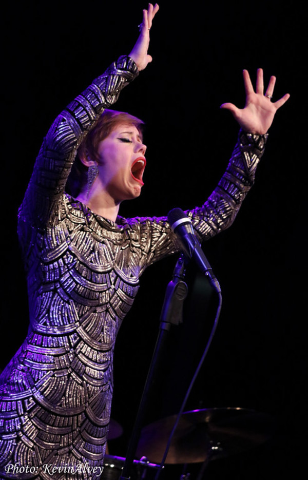 Photo Flash: Carole J. Bufford Takes The Stage At Birdland Theater Image