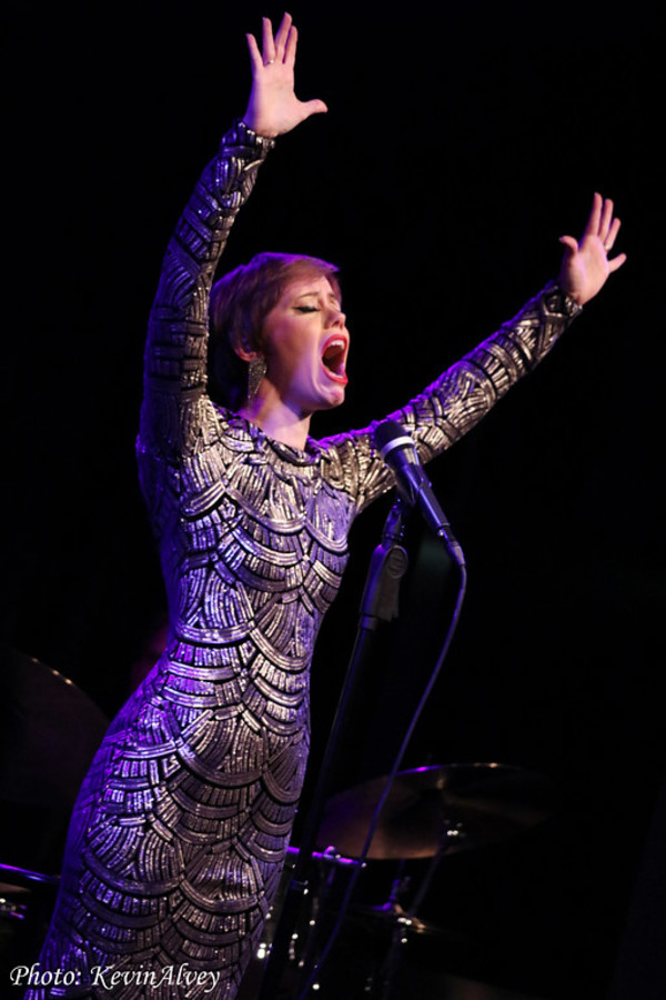 Photo Flash: Carole J. Bufford Takes The Stage At Birdland Theater Image
