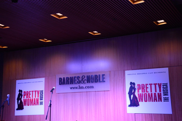 Photo Coverage: PRETTY WOMAN Cast Celebrates Album Release at Barnes and Noble Image