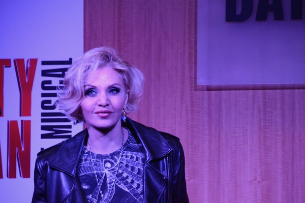 Photo Coverage: PRETTY WOMAN Cast Celebrates Album Release at Barnes and Noble Image