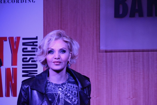 Photo Coverage: PRETTY WOMAN Cast Celebrates Album Release at Barnes and Noble Image