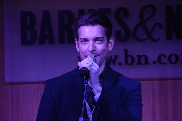 Photo Coverage: PRETTY WOMAN Cast Celebrates Album Release at Barnes and Noble Image