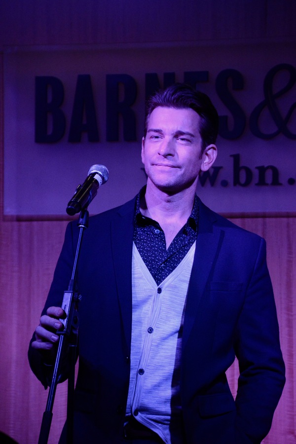 Photo Coverage: PRETTY WOMAN Cast Celebrates Album Release at Barnes and Noble Image
