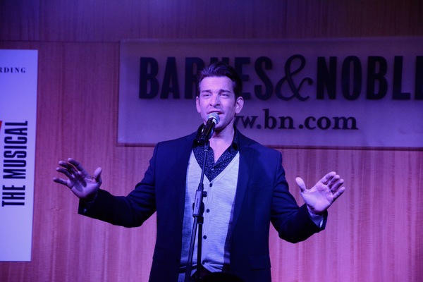 Photo Coverage: PRETTY WOMAN Cast Celebrates Album Release at Barnes and Noble Image