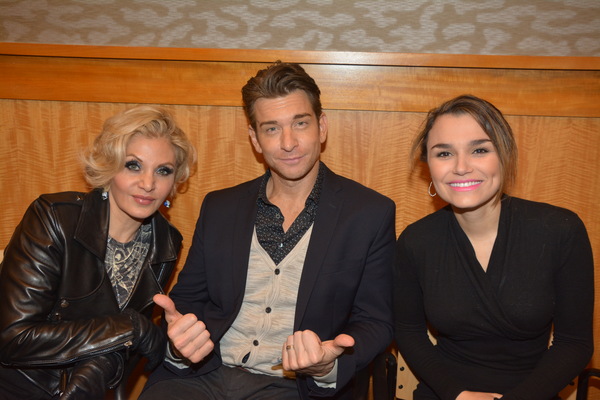 Photo Coverage: PRETTY WOMAN Cast Celebrates Album Release at Barnes and Noble Image