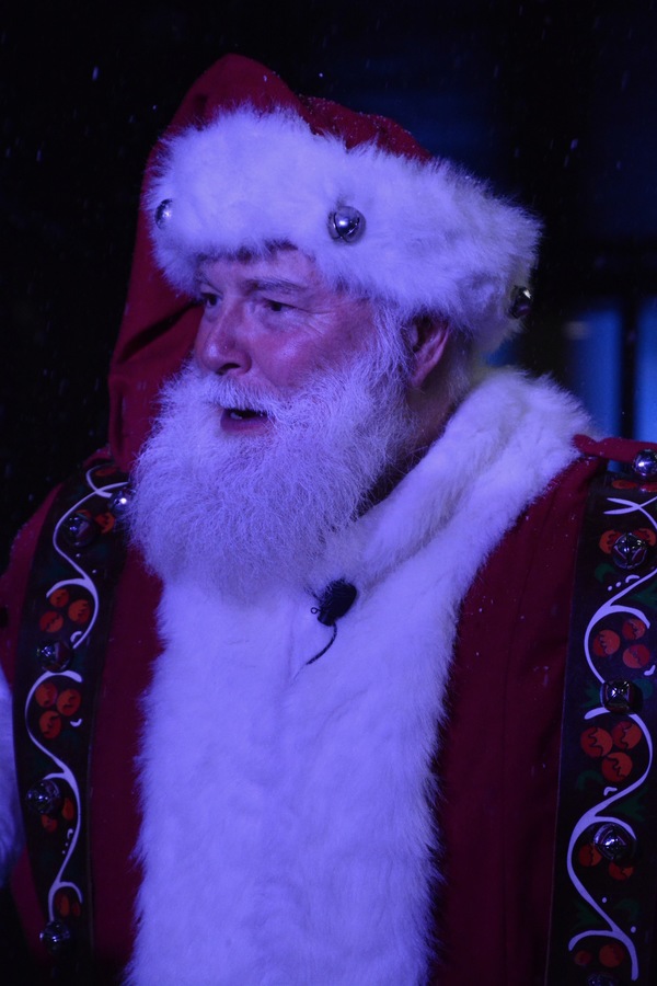 Photo Coverage: Macy's Herald Square Unveils Christmas Windows Image