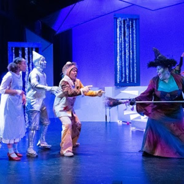 Photo Flash: THE WIZARD OF OZ Flies Into Berkeley Playhouse! 