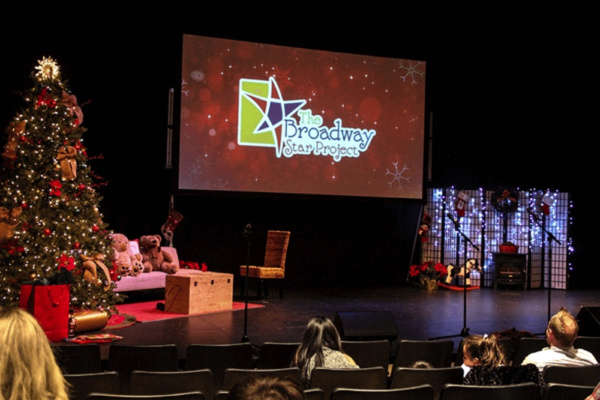 Photo Flash: The Broadway Star Project Celebrated Its 1st Anniversary With A Fabulous Holiday Show!  Image