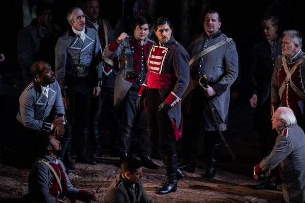 Photo Flash: Lyric Opera of Chicago Presents IL TROVATORE Image