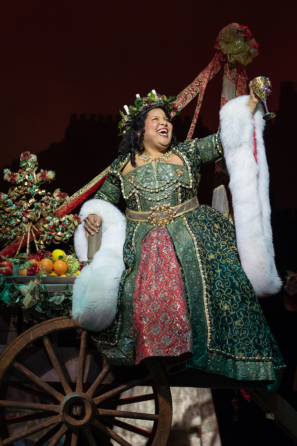 Photo Flash: A CHRISTMAS CAROL Returns to Ford's Theatre For The Holiday Season Image