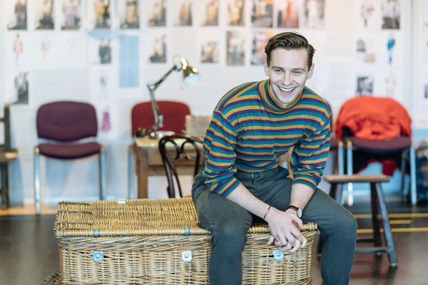 Photo Flash: Inside Rehearsal For Sheffield Theatres' KISS ME, KATE Image