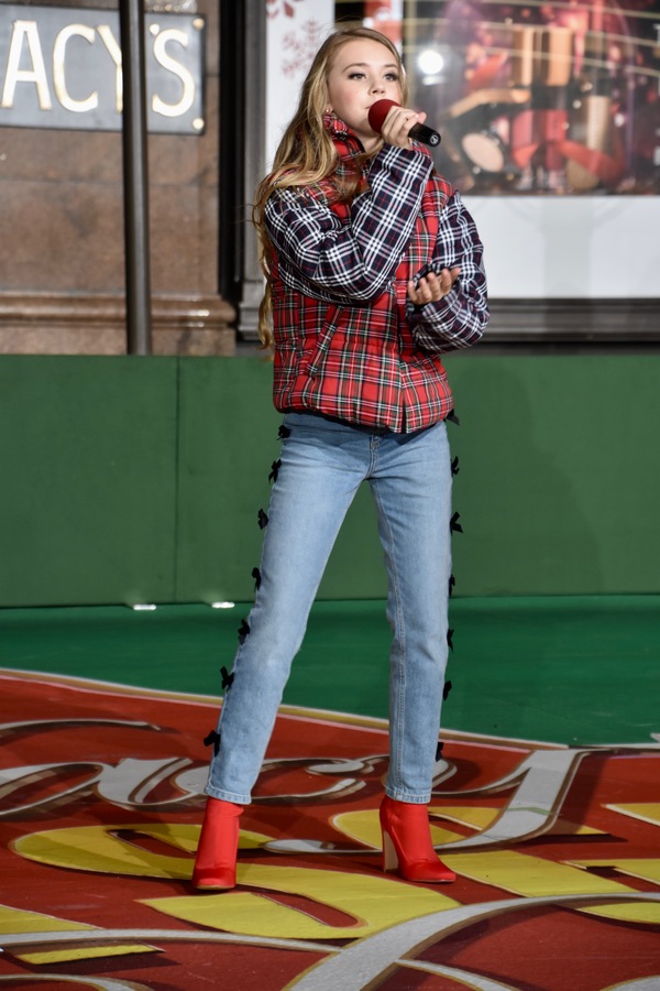 Photo Coverage: MY FAIR LADY, MEAN GIRLS & More Rehearse for Macy's Thanksgiving Day Parade! Image