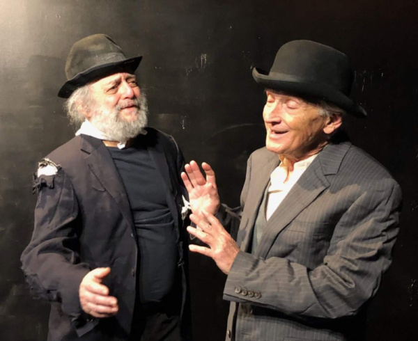 David Mandelbaum as Estragon and Rafael Goldwaser as Vladimir Photo