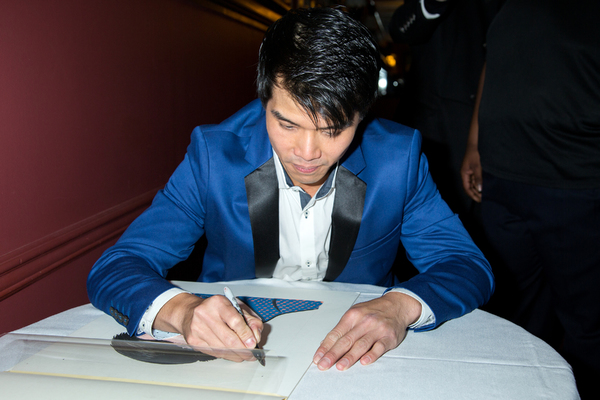 Photo Coverage: Telly Leung Receives His Portrait at Sardi's Image