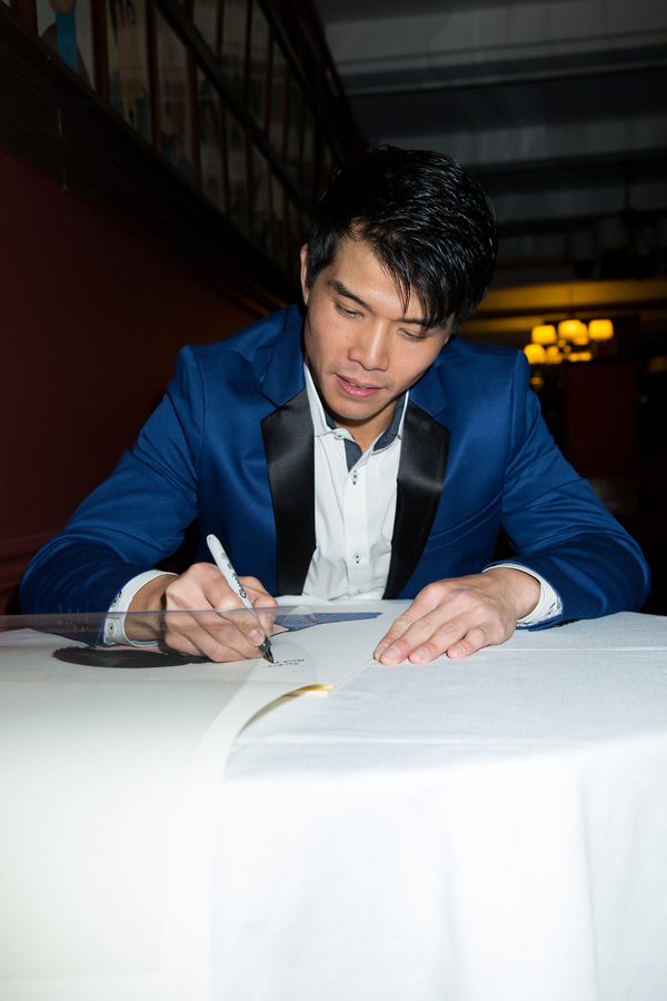 Photo Coverage: Telly Leung Receives His Portrait at Sardi's Image