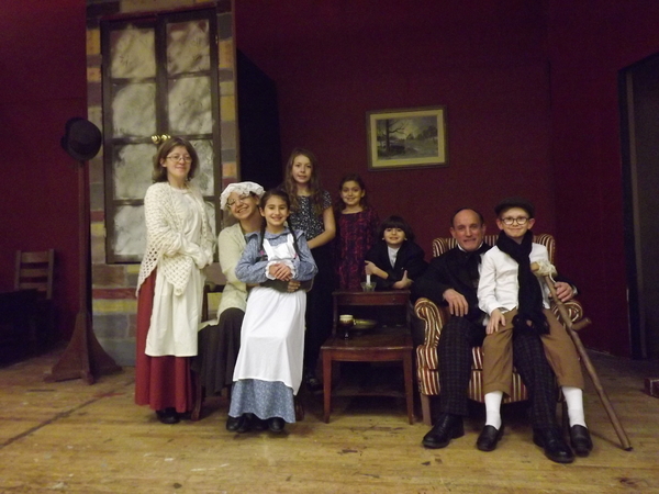Photo Flash: The Minstrel Players Present A CHRISTMAS CAROL Image