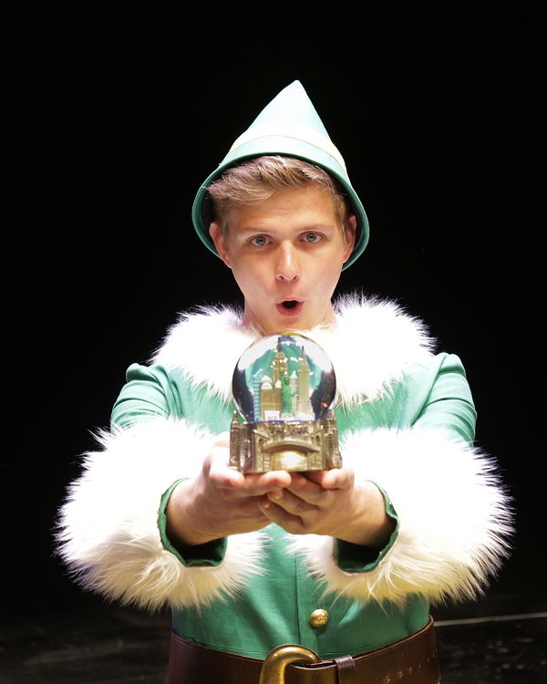 Photo Flash: Des Moines Playhouse Spreads Christmas Cheer With ELF Image