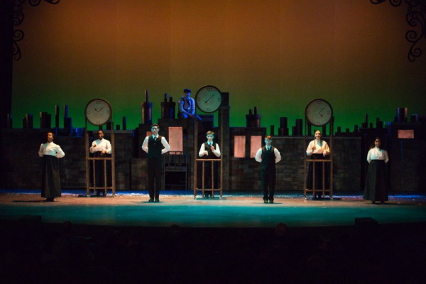 Photo Flash: First Look At Disney's MARY POPPINS JR. At Stages Theatre Company Image