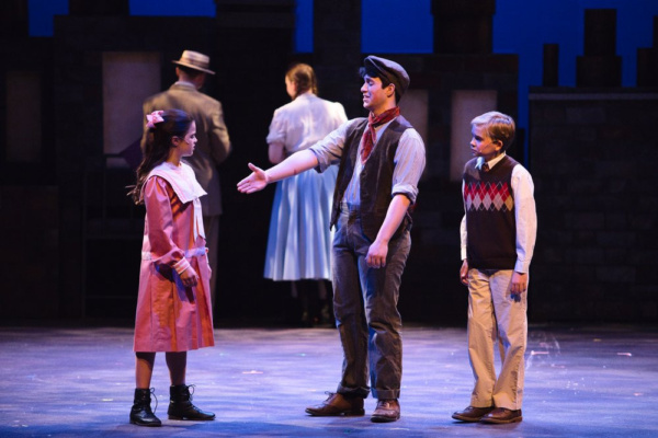 Photo Flash: First Look At Disney's MARY POPPINS JR. At Stages Theatre Company Image