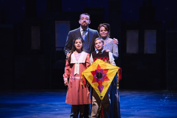 Photo Flash: First Look At Disney's MARY POPPINS JR. At Stages Theatre Company Image