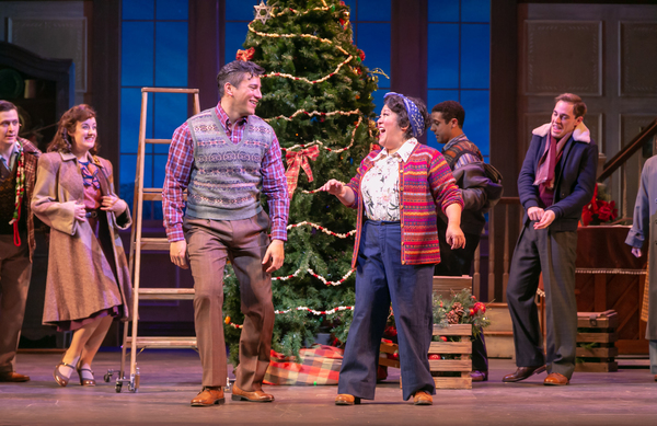 Photo Flash: Have A Happy Holiday At HOLIDAY INN At Paper Mill Playhouse Image