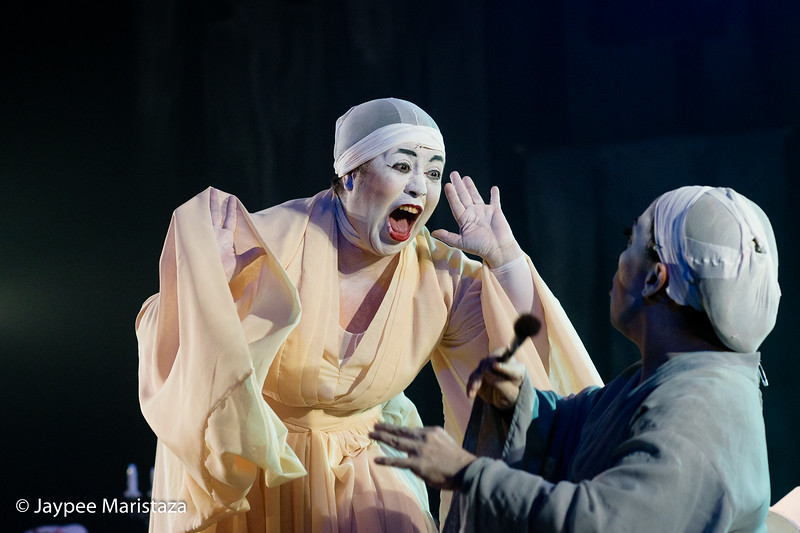 Review: Dulaang UP's THE DRESSING ROOM is Worth the Visit Image