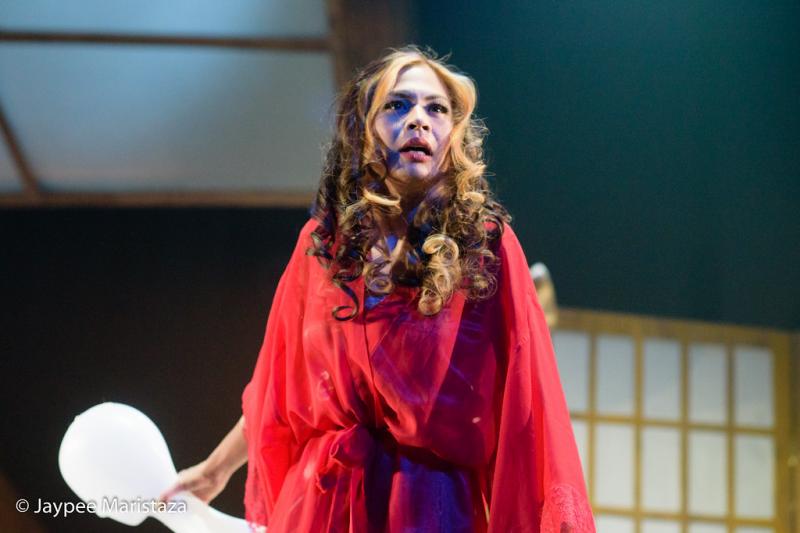 Review: Dulaang UP's THE DRESSING ROOM is Worth the Visit Image